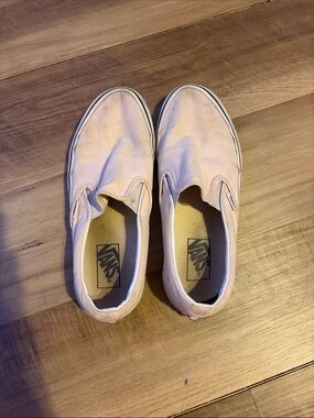 Vans Slip-On Sneakers in Pale Pink